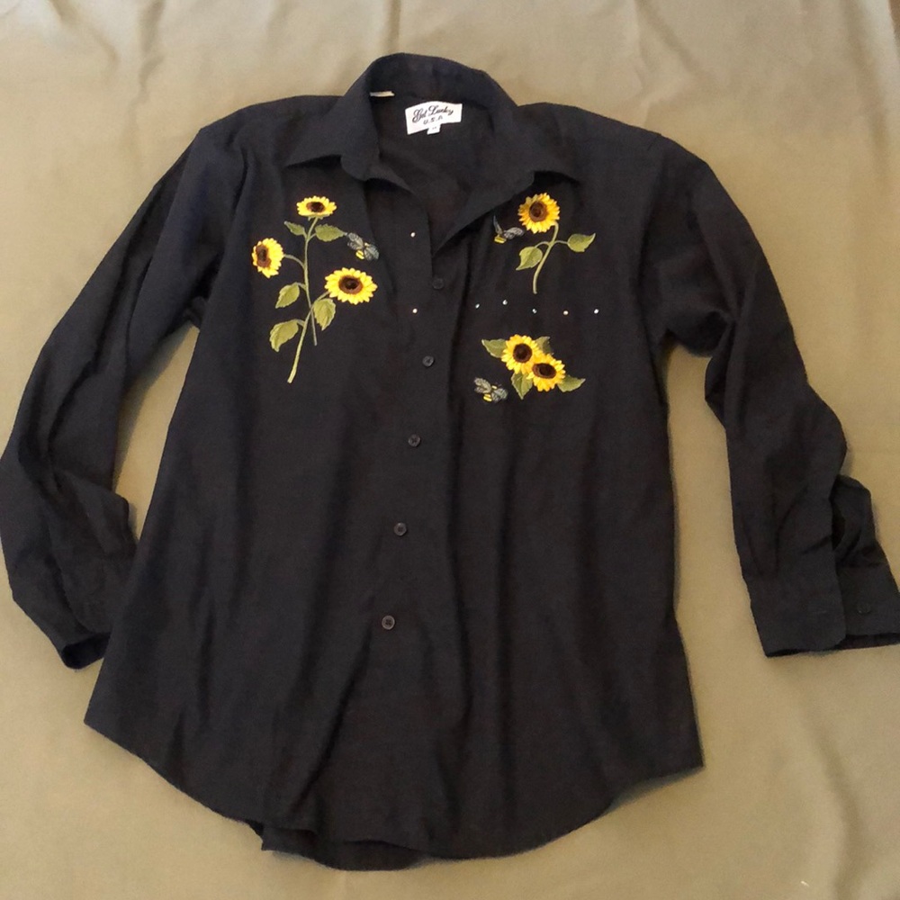 cute Get Lucky sunflowers & bees women’s M shirt - Picture 5 of 12